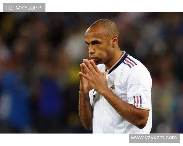 亨利足球明星经典瞬间回顾展现传奇球技与风采的精彩图片合集 亨利足球明星经典瞬间回顾展现传奇球技与风采的精彩图片合集