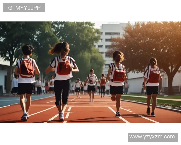 在绿茵场上奔跑与书本间徜徉的青春岁月