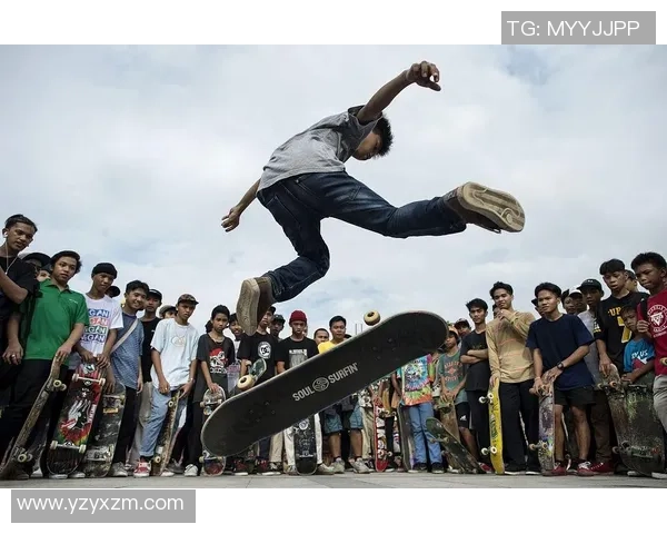 武汉滑板队的速度之美与激情探索滑板文化的魅力与挑战 武汉滑板队的速度之美与激情探索滑板文化的魅力与挑战